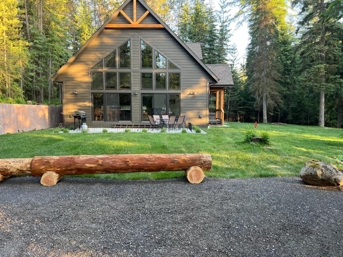 Glacier Homestead Coram Exterior foto